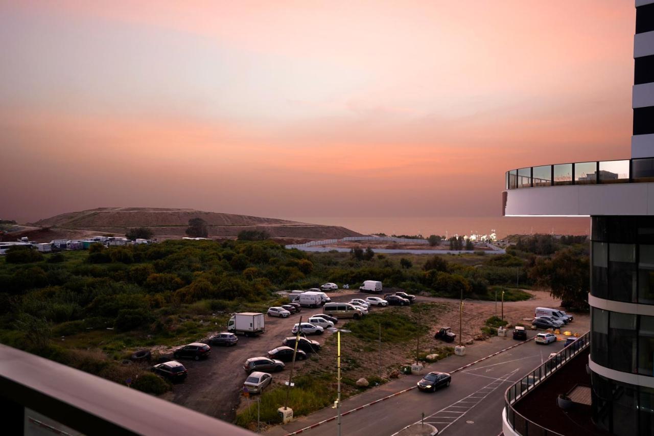 Hi-Yam Seaview Apartments & Suites - יש ממ"ד Bat Jam Exteriér fotografie