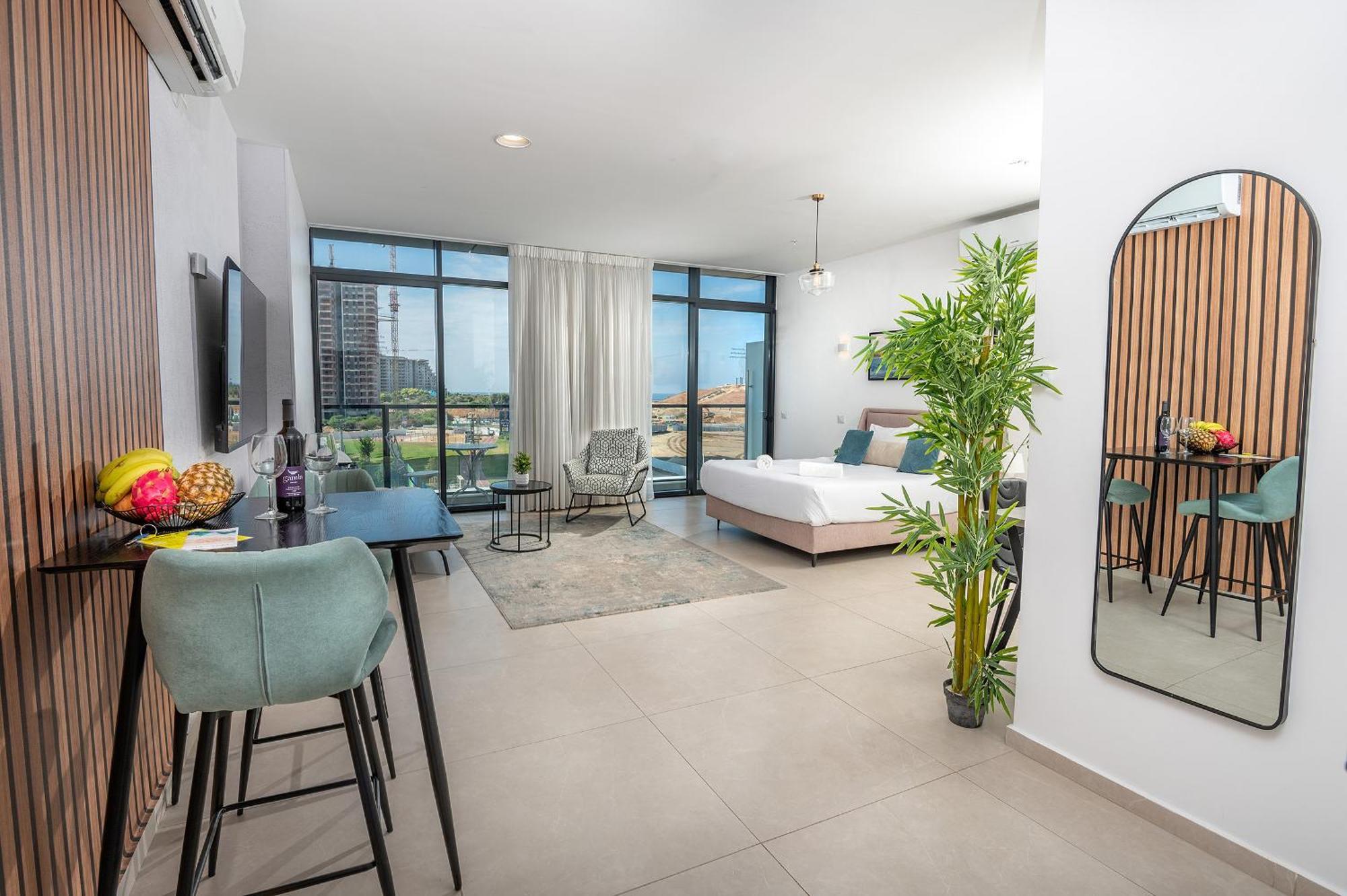 Hi-Yam Seaview Apartments & Suites - יש ממ"ד Bat Jam Exteriér fotografie