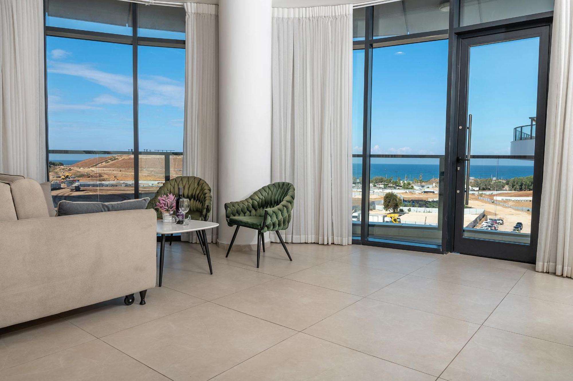 Hi-Yam Seaview Apartments & Suites - יש ממ"ד Bat Jam Exteriér fotografie