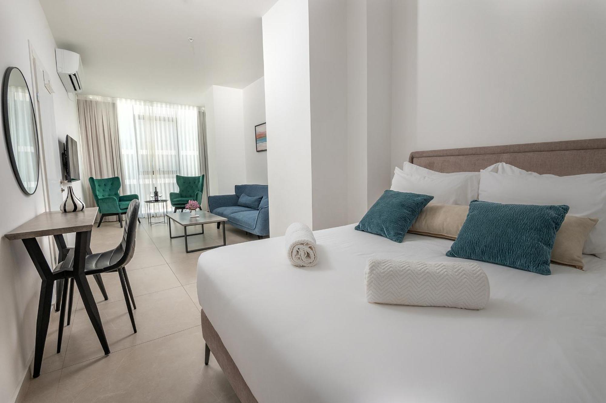 Hi-Yam Seaview Apartments & Suites - יש ממ"ד Bat Jam Exteriér fotografie