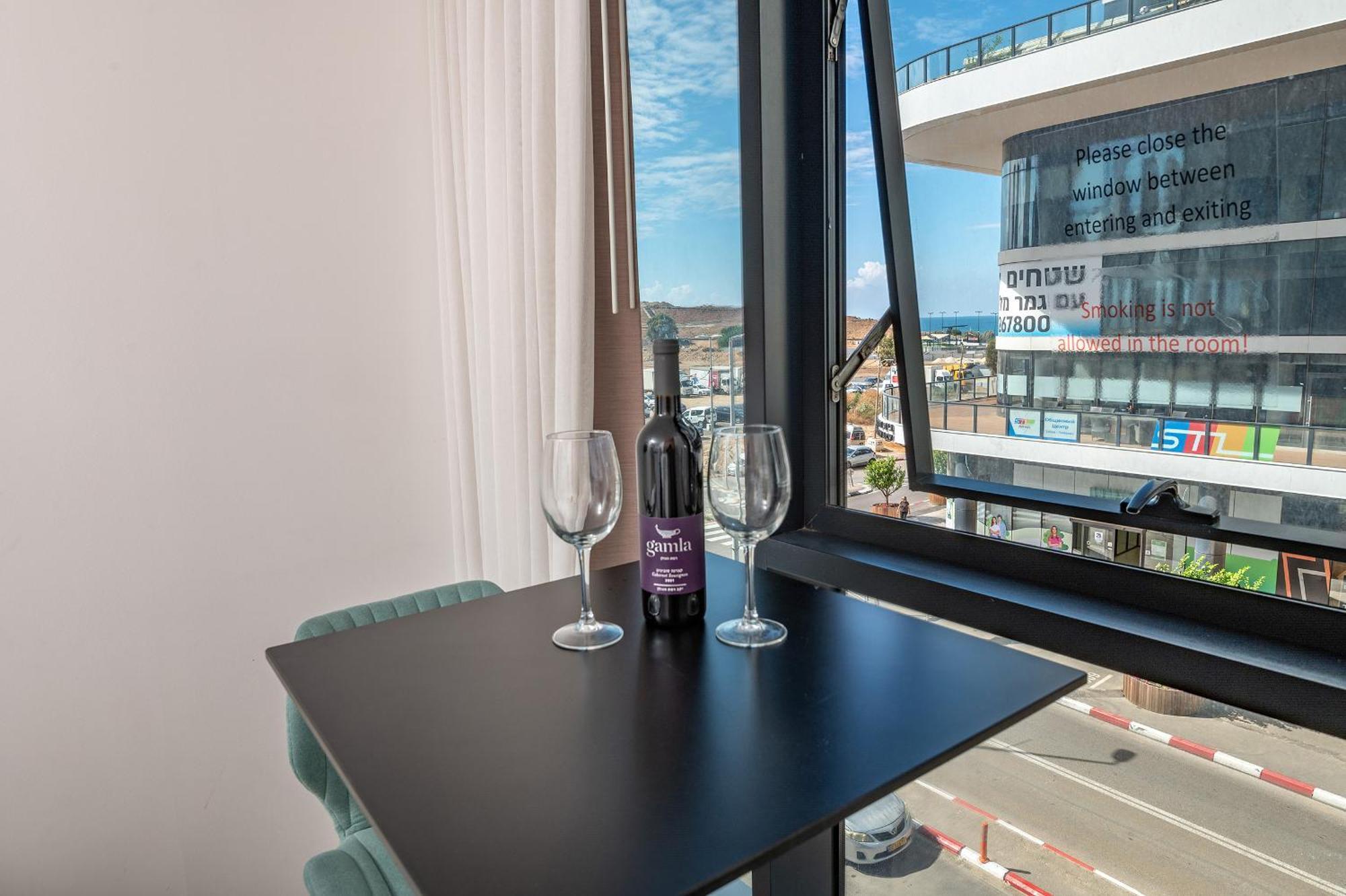 Hi-Yam Seaview Apartments & Suites - יש ממ"ד Bat Jam Pokoj fotografie