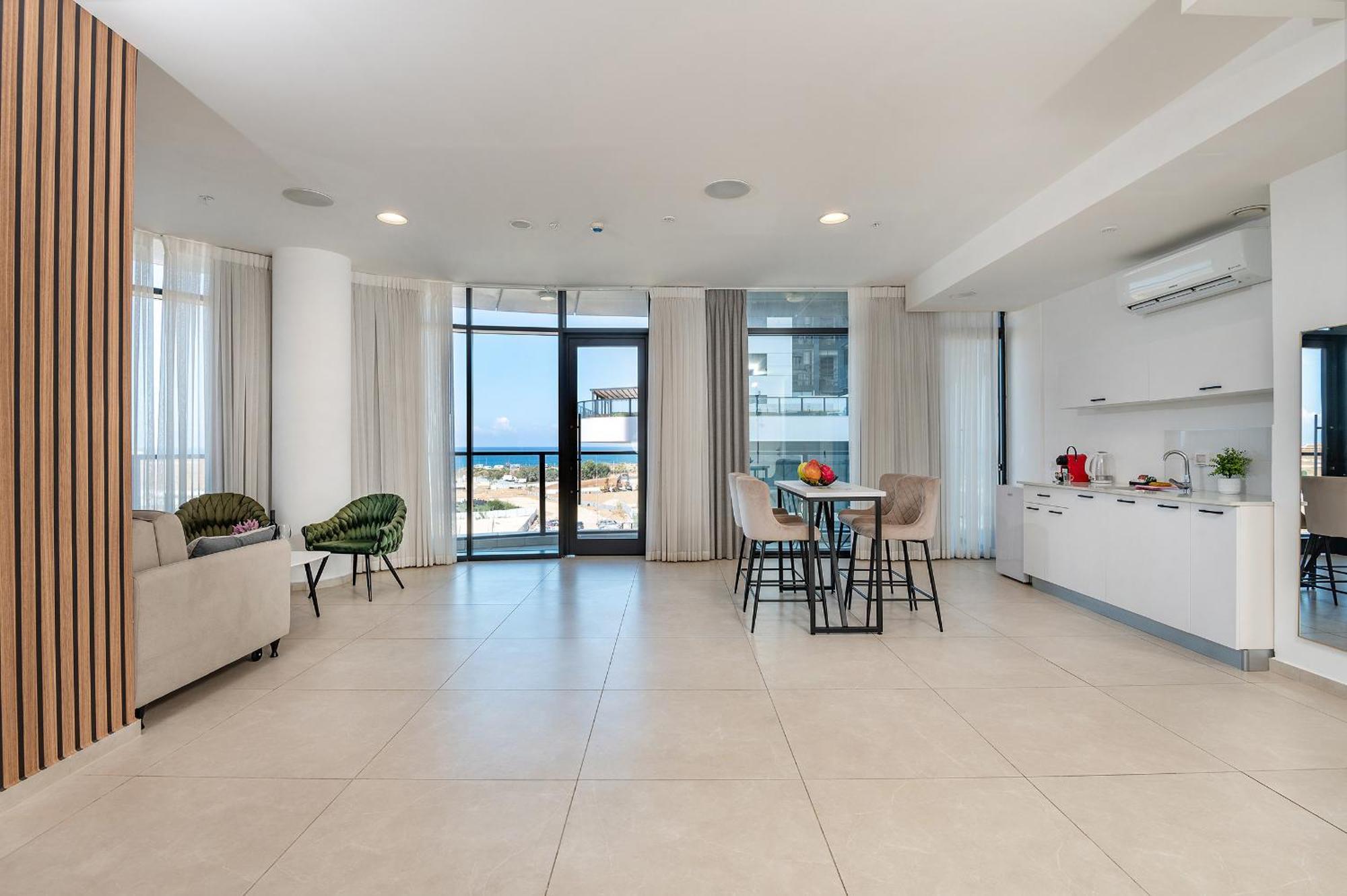Hi-Yam Seaview Apartments & Suites - יש ממ"ד Bat Jam Pokoj fotografie