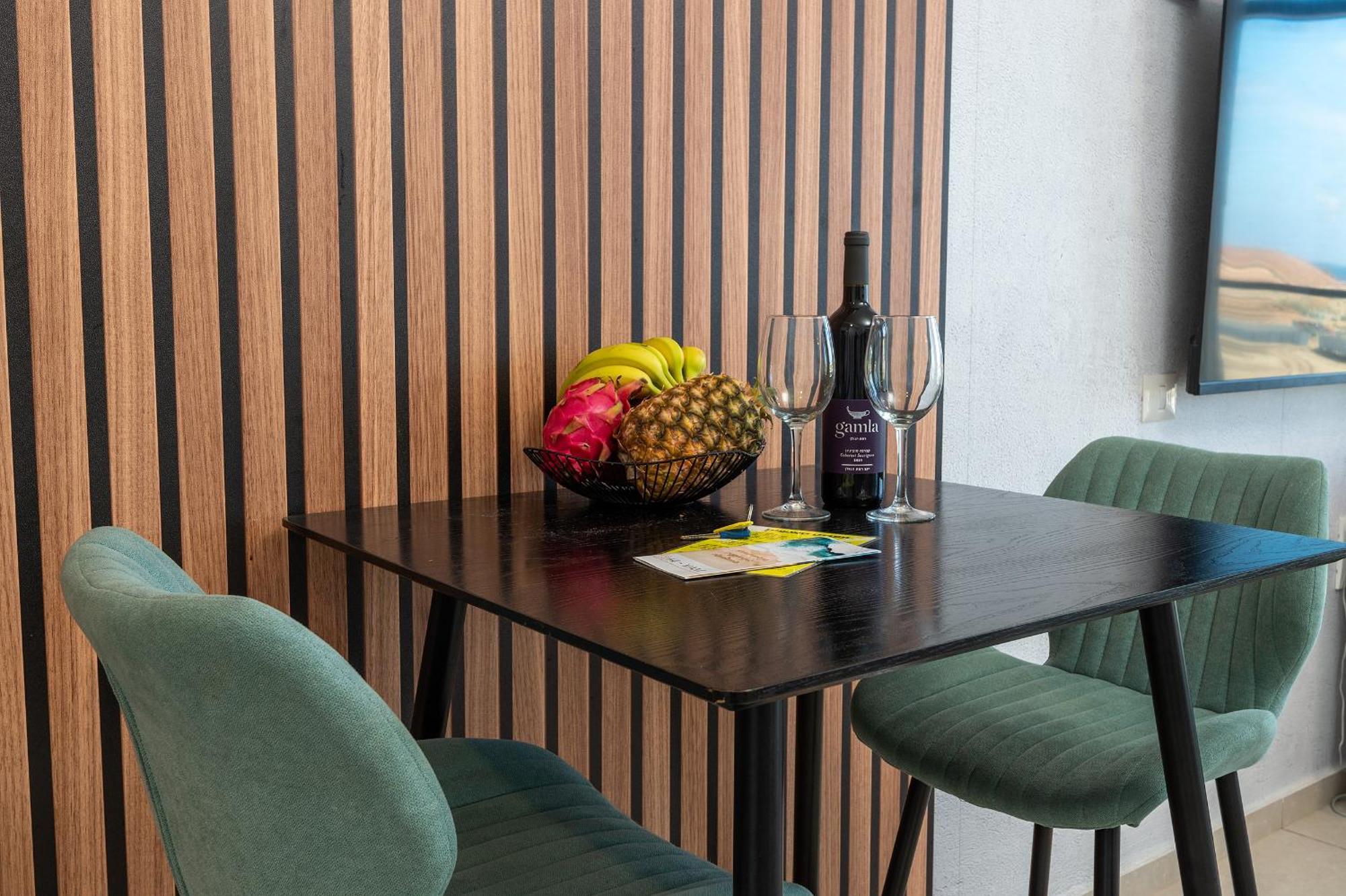 Hi-Yam Seaview Apartments & Suites - יש ממ"ד Bat Jam Pokoj fotografie
