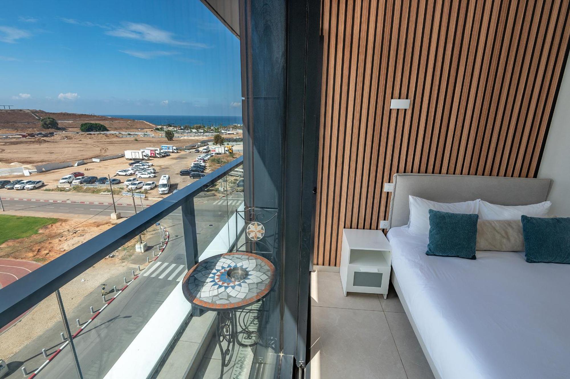 Hi-Yam Seaview Apartments & Suites - יש ממ"ד Bat Jam Pokoj fotografie